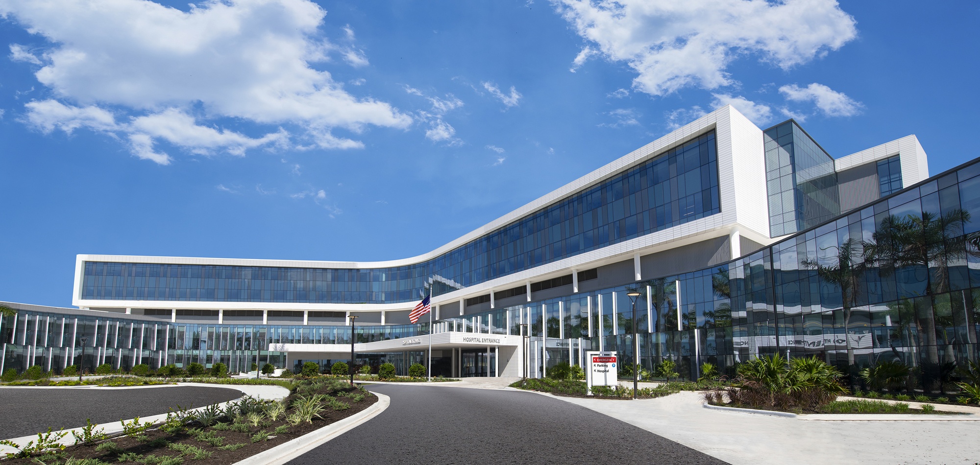 Photo of the Sarasota Memorial Hospital-Venice Campus.